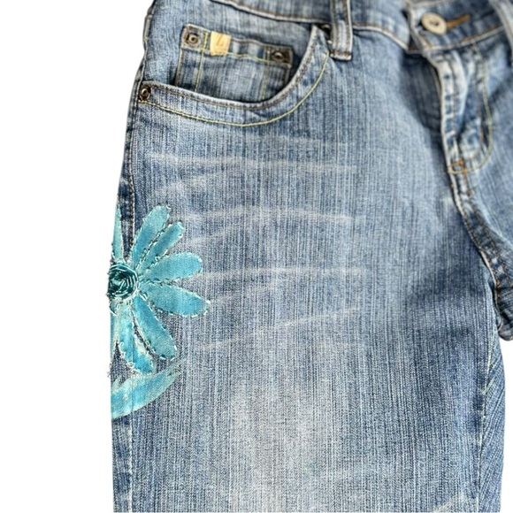 Z. Cavaricci Women's Vintage Y2K Floral Embroidered Crop Jeans Size 9 Stretch - Picture 7 of 7
